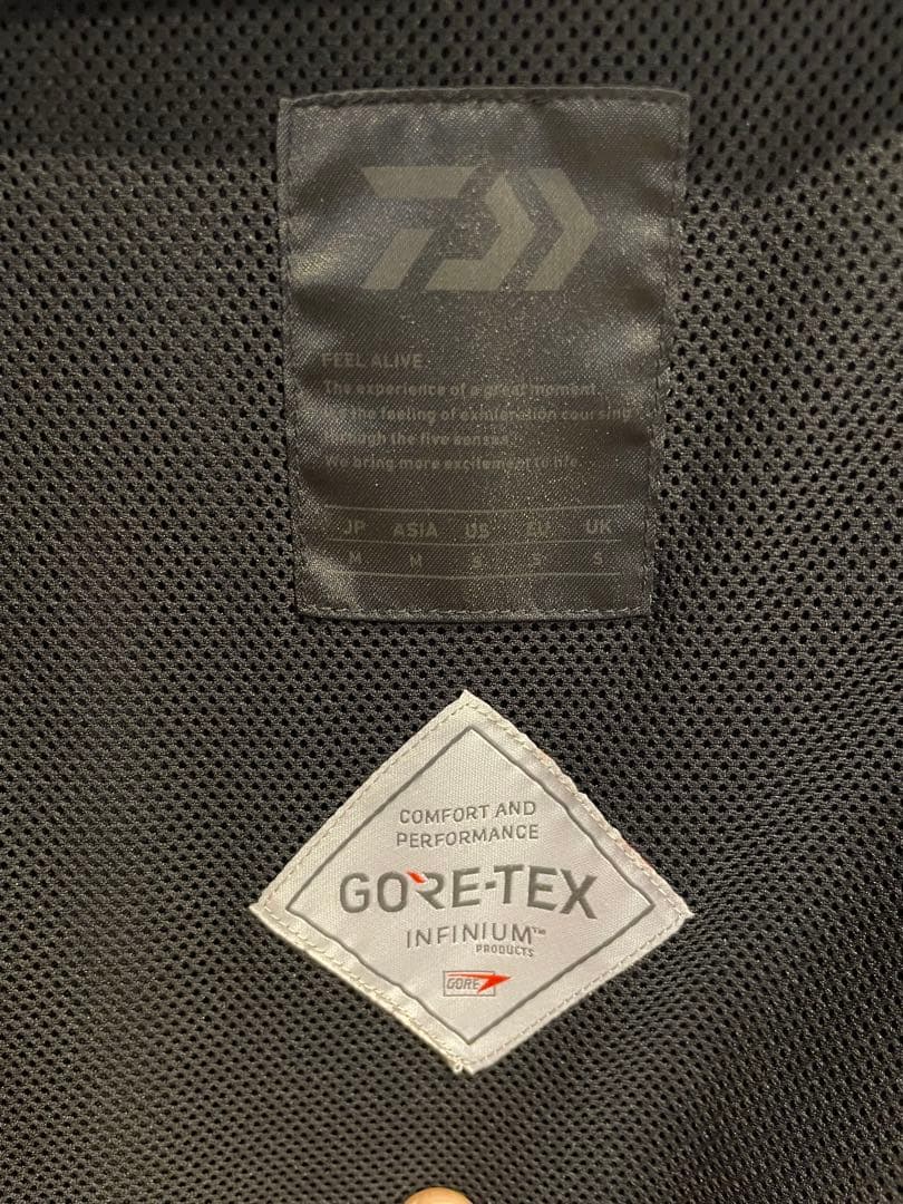 りゅうTECH WINDBREAKER GORE-TEXパンツのみ