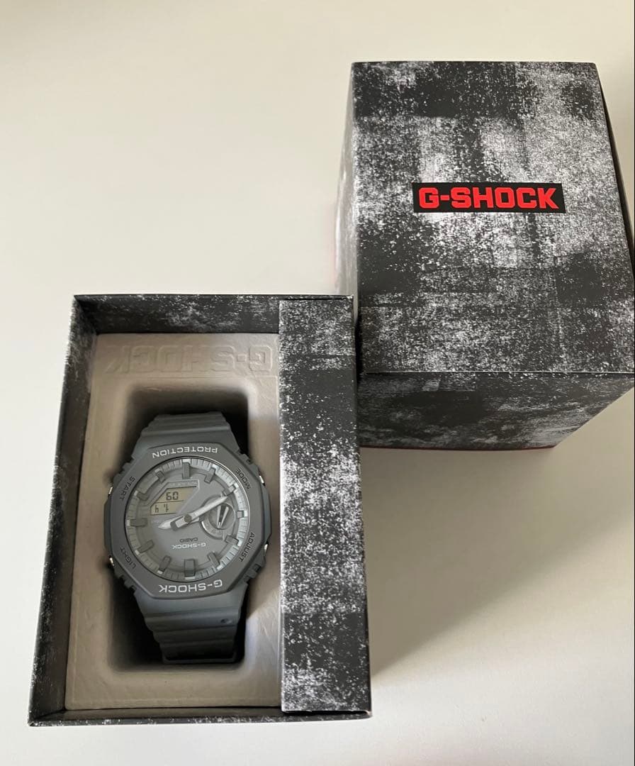 新品未使用タグ＆箱付CASIO G-SHOCK GA-2110ET-8A グレー
