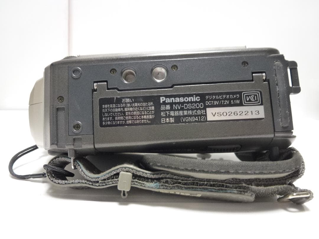 希少　動作品　Mini DV　パナソニックビデオカメラ　NV-DS200　大人気