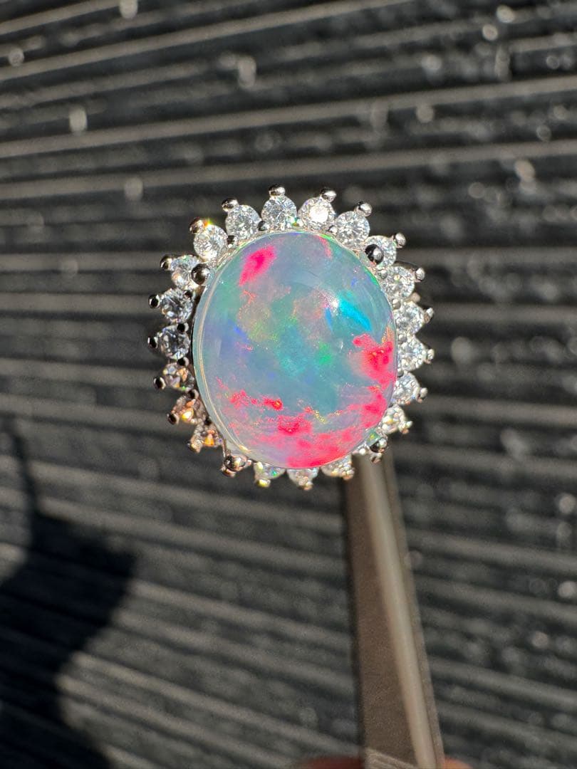 新作　天然石水オパール珍しい紫遊色綺麗極彩ルース2.835ct 鑑ソ付