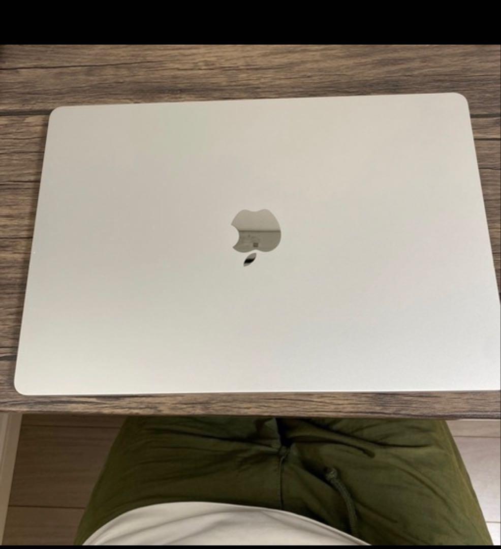 Apple MacBook Air (M2, 2023) 15.3インチ