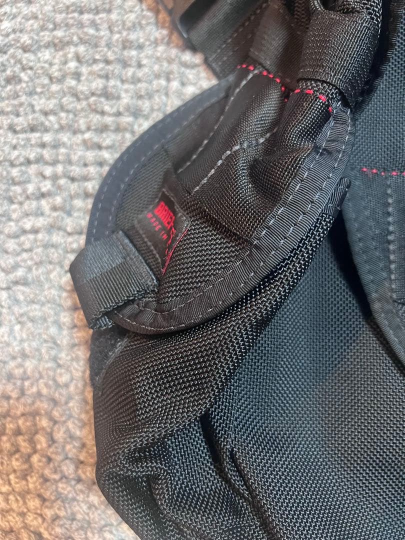 美品BRIEFING メッセンジャーバッグ LANCE2 ブラック