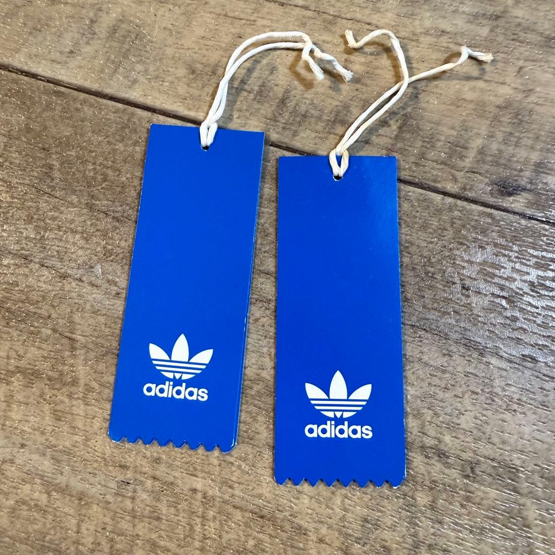 新品未使用品 黒 アディダスオリジナルス セットアップ 3本ライン 定番