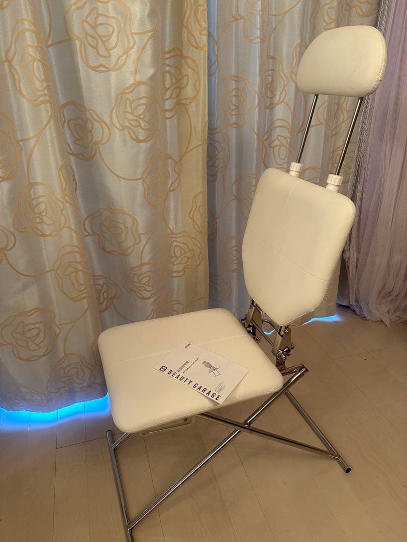 ホワイト エステ用折りたたみ椅子