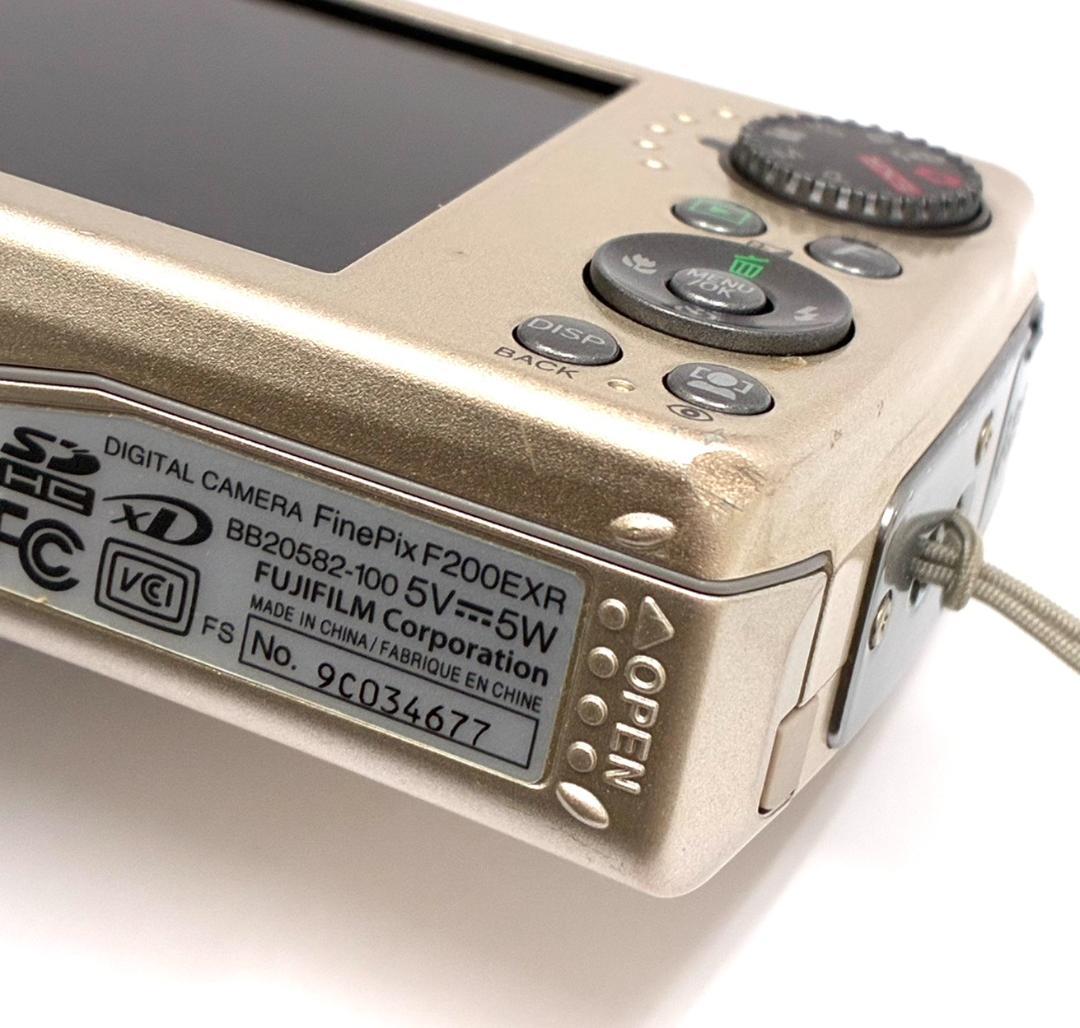25M10-238 フジフイルム FinePix F200EXR デジタルカメラ