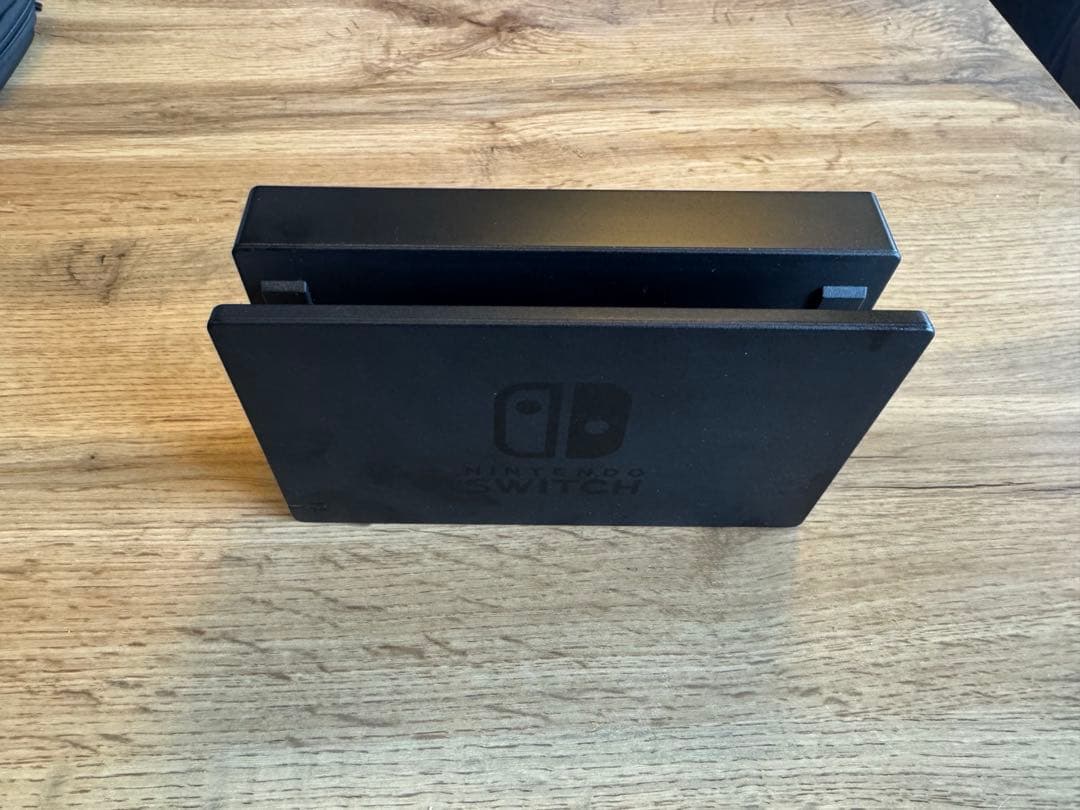 Nintendo Switch本体　グレー