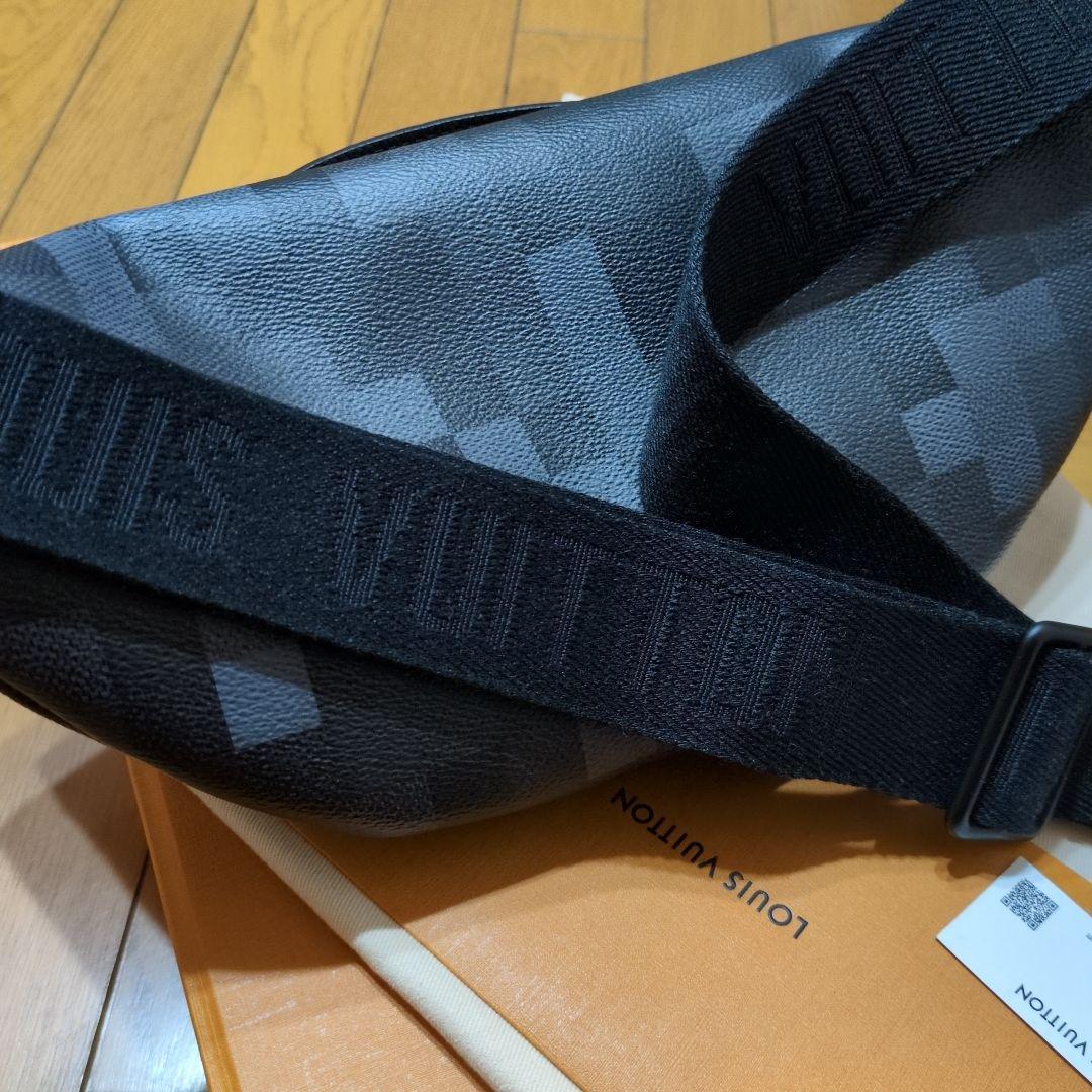 LOUIS VUITTON ラッシュ・バムバッグ　M14920