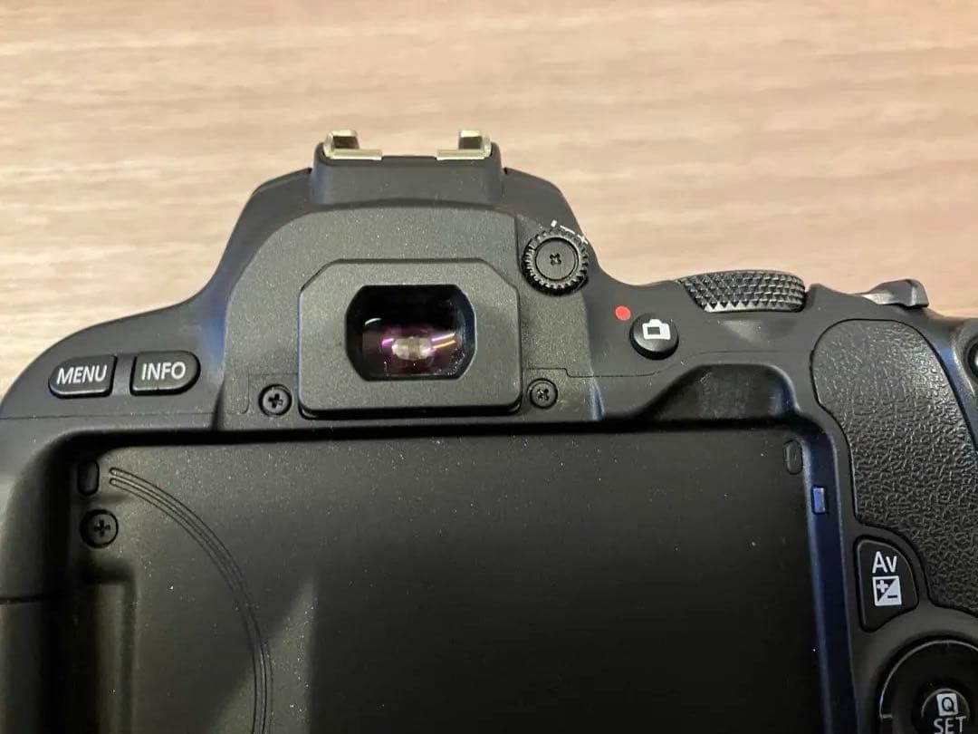 Canon EOS Kiss X9 デジタル一眼レフカメラ ダブルレンズキット