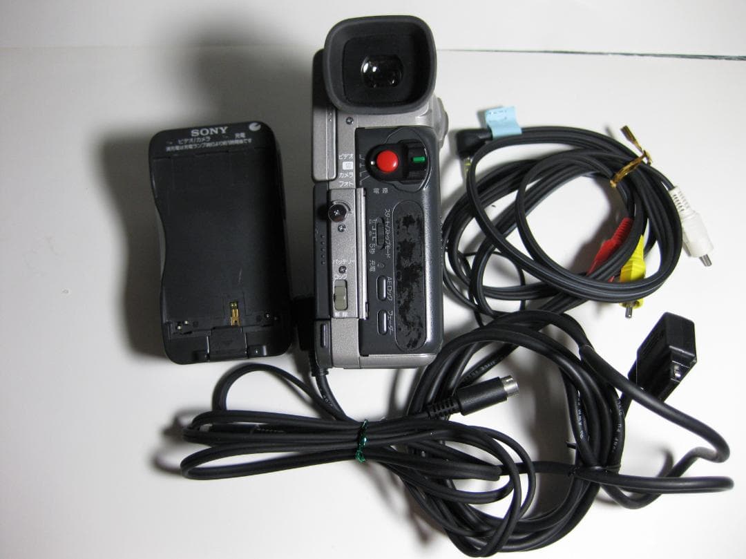 ソニーMiniDVビデオカメラDCR-PC7