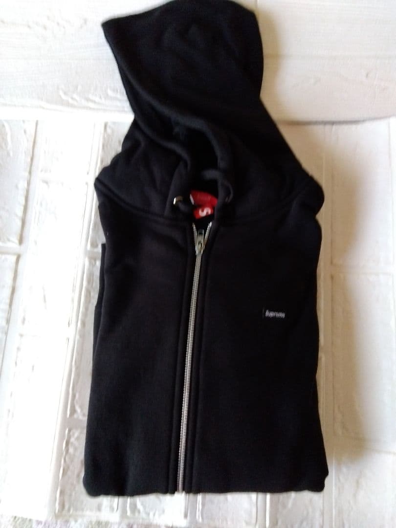 新品　Supreme Small Box Logo パーカー　黒　Sサイズ