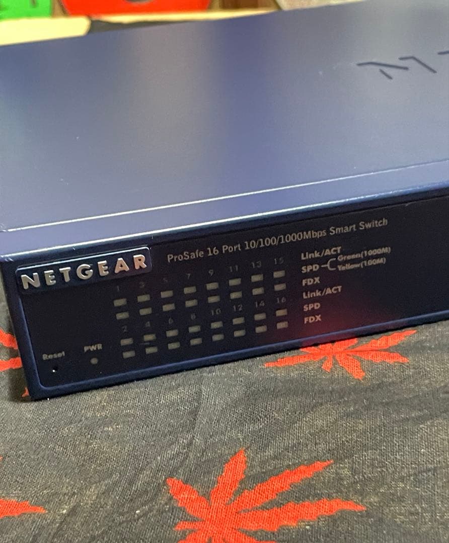 NETGEAR 【ネットギア】GS716T-300AJ 通電確認済み