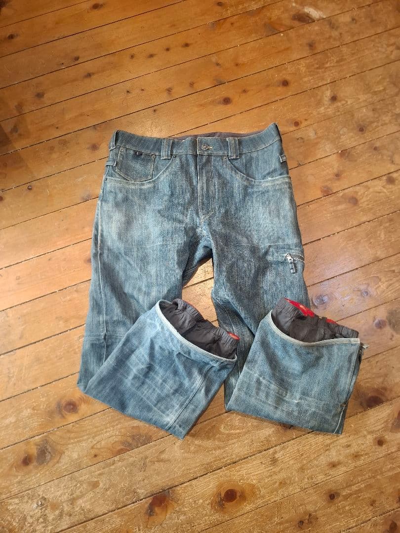 686×リーバイスのスノーボードウエアーセット　レア