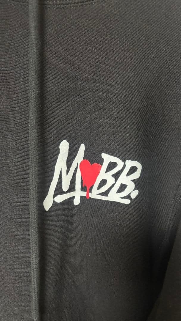 お値下げMOBB ハートデザイン ブラックパーカー