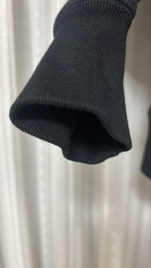 お値下げMOBB ハートデザイン ブラックパーカー