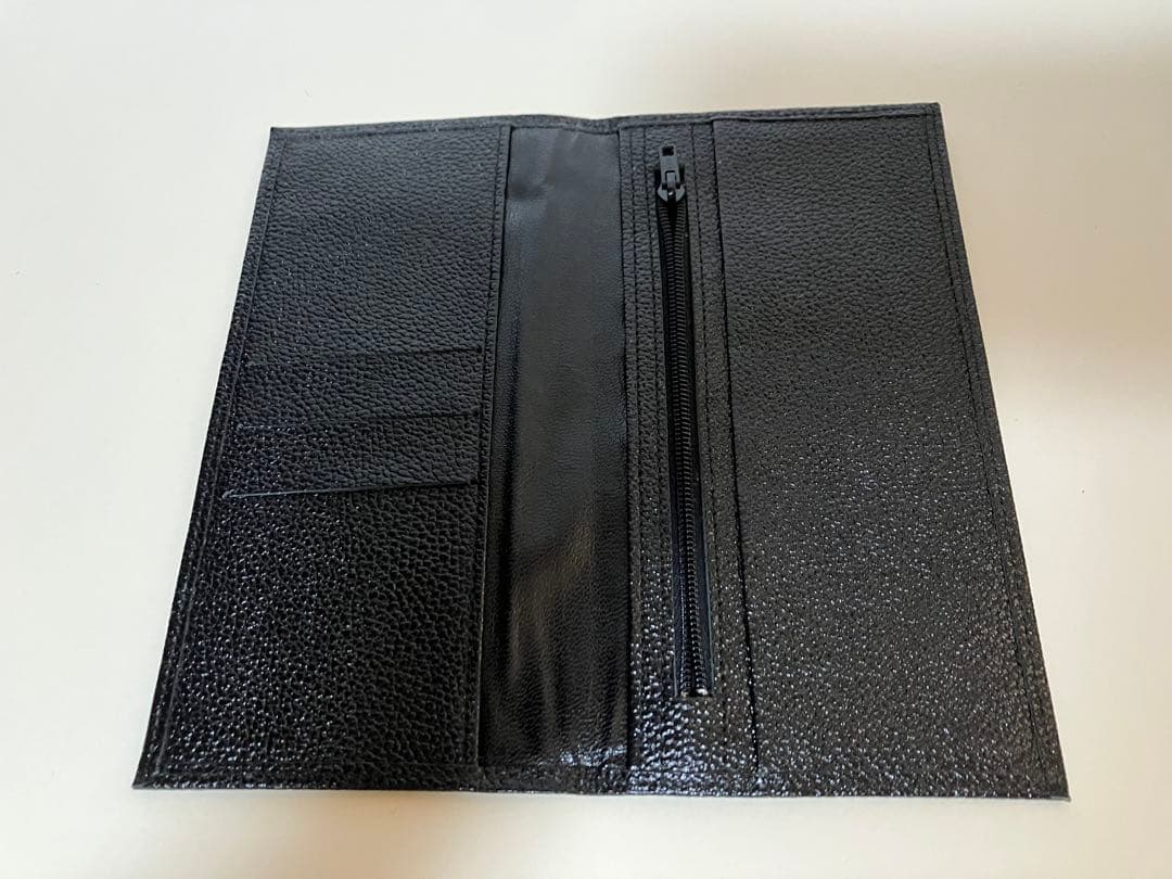 皇居財布　ブラックレザー長財布 菊の御紋入り