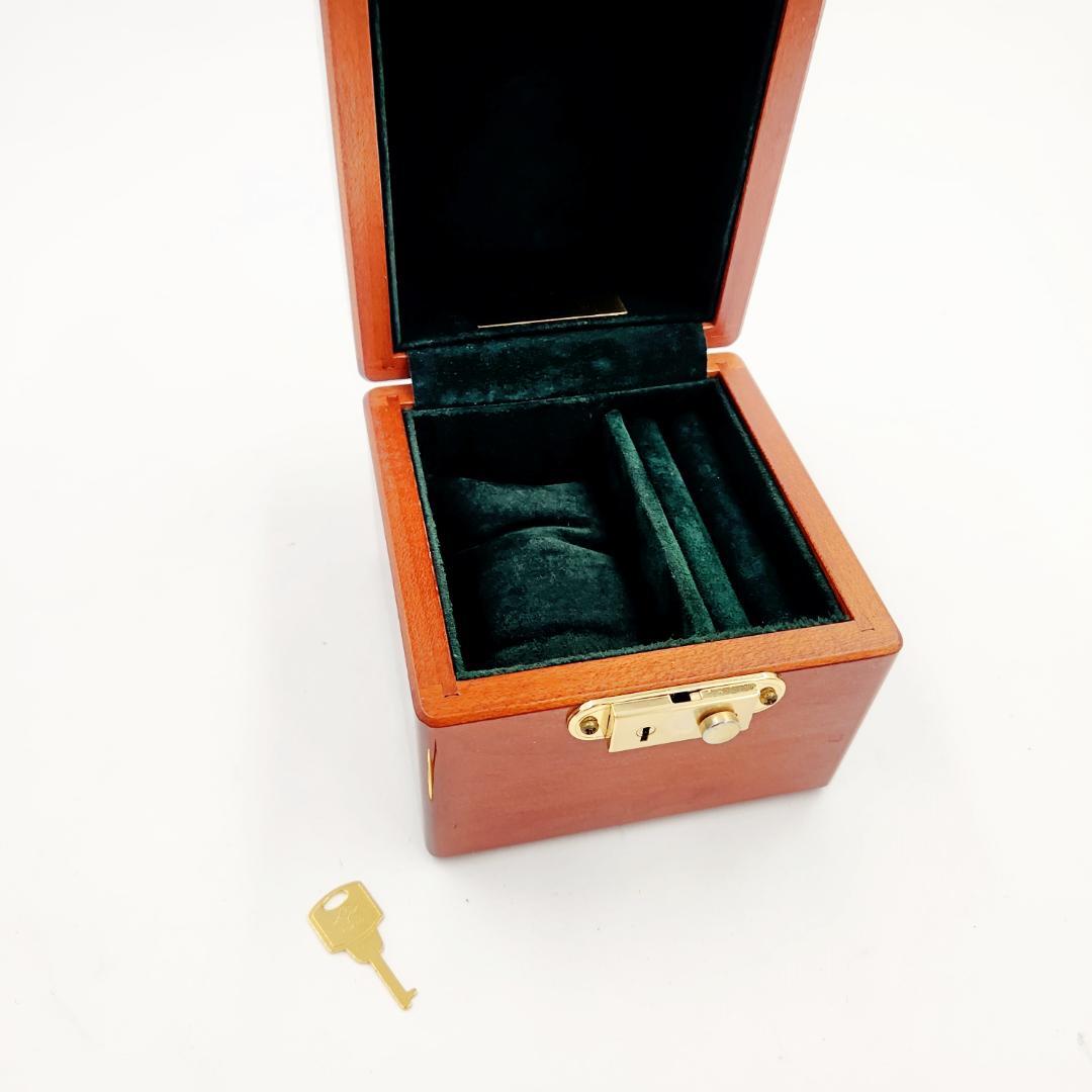 ソウルバード 1本用 メイプル材 腕時計ケース グリーンラムレザー 内装 鍵付き