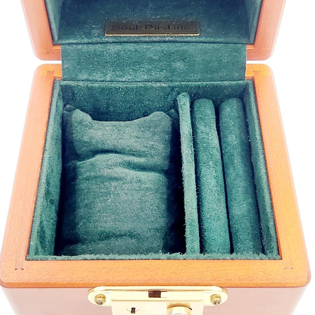 ソウルバード 1本用 メイプル材 腕時計ケース グリーンラムレザー 内装 鍵付き