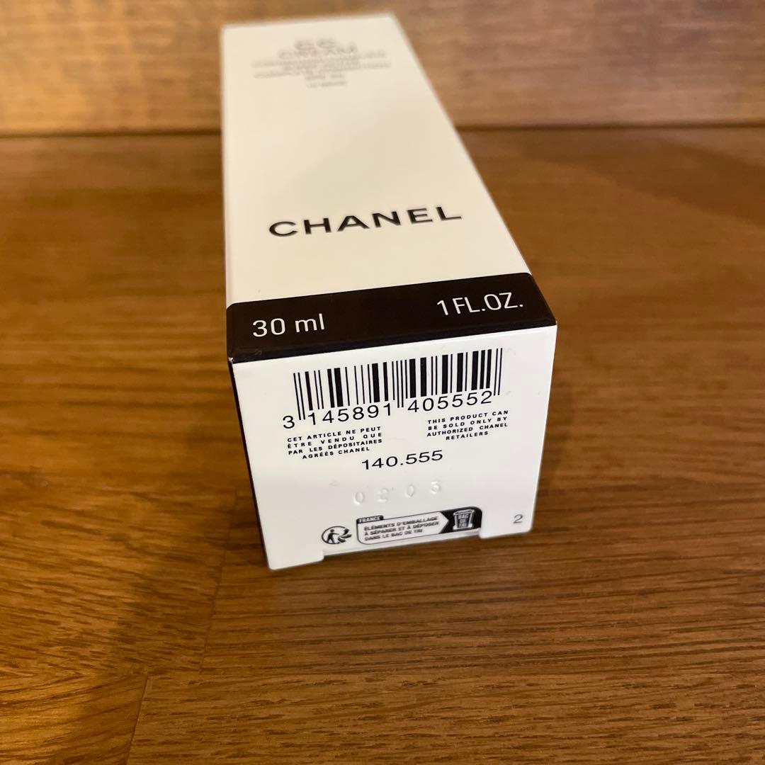 新品未使用　CHANEL CC CREAM 10 BEIGE 30ml
