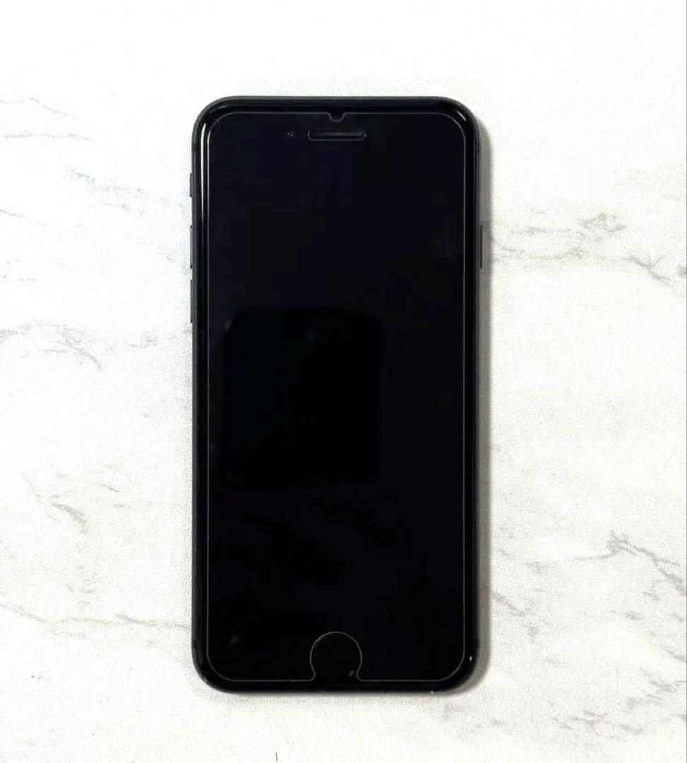 iPhone 8 ブラック　機能不良なし　SIM解除済み