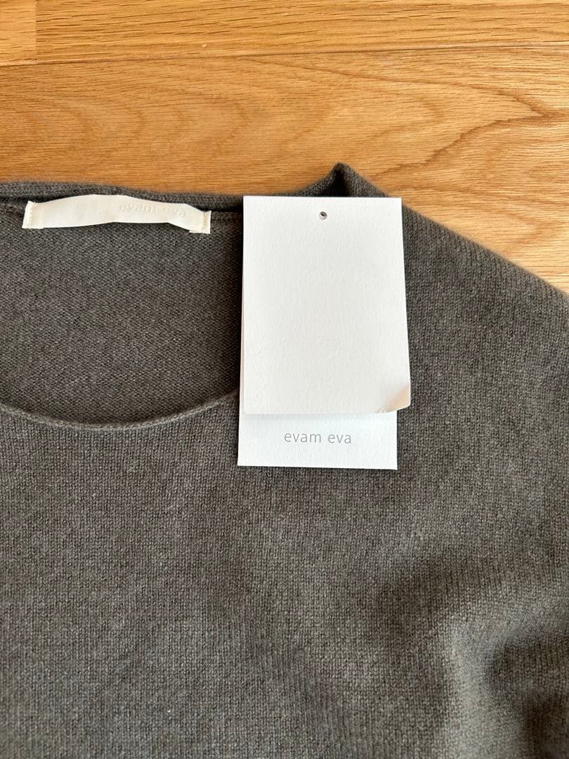 evameva カシミヤプルオーバー