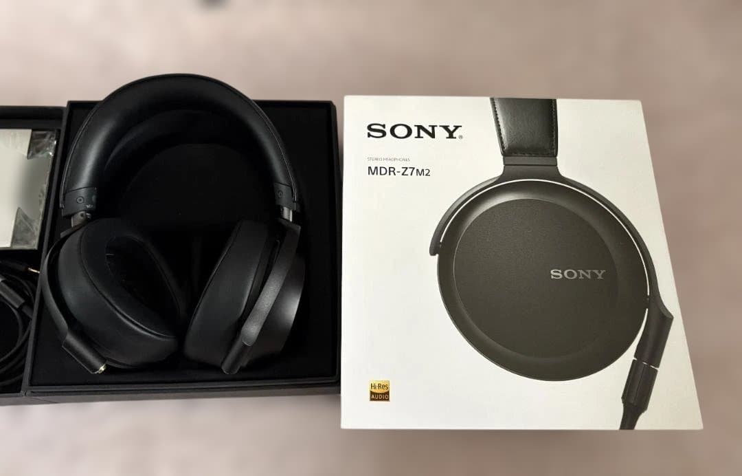 ★美品　SONY MDR-Z7M2 ミドルハイクラスヘッドフォン