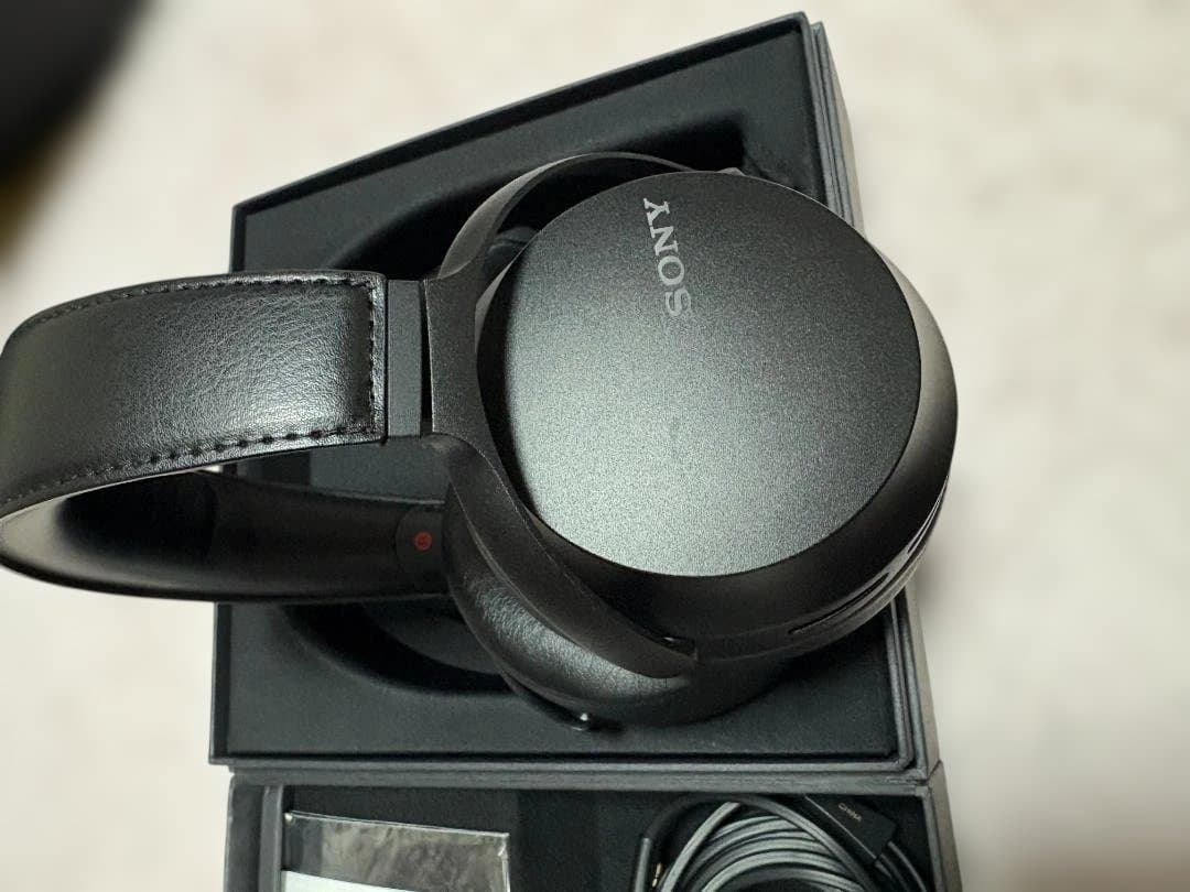 ★美品　SONY MDR-Z7M2 ミドルハイクラスヘッドフォン