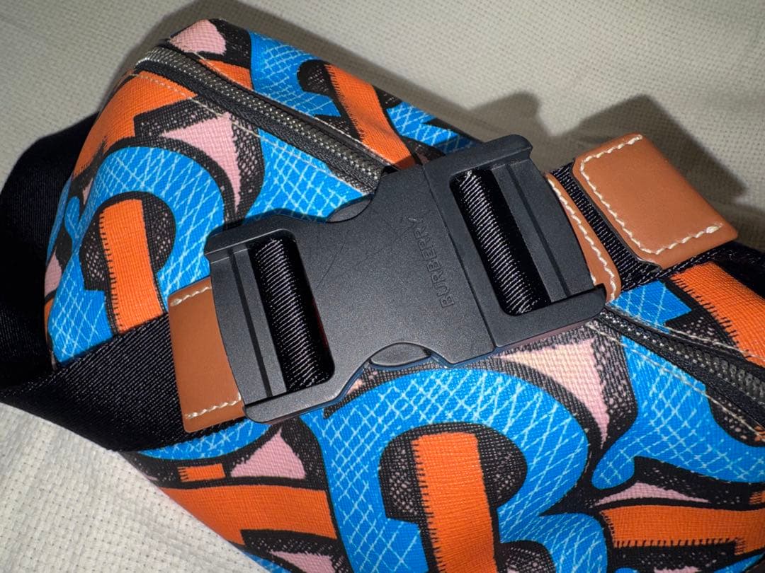 【美品】Burberry ボディバッグ