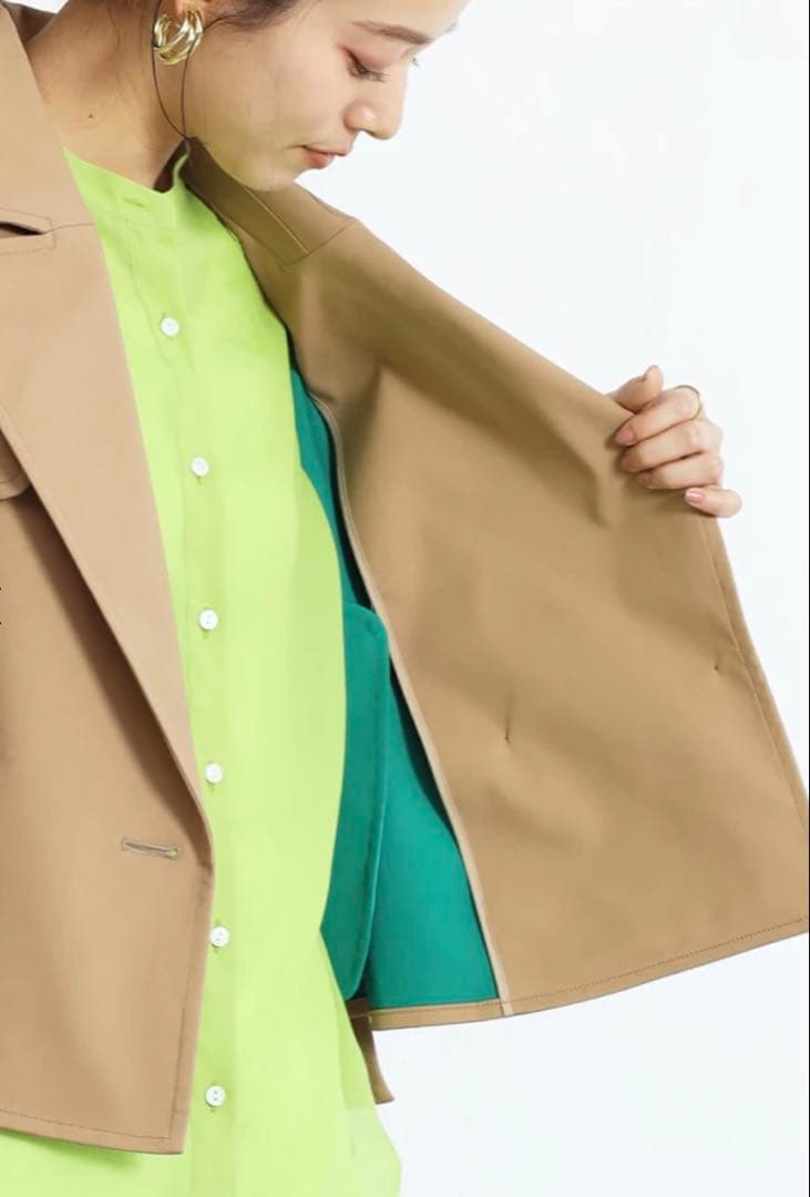 Grandtable フレアスリーブショートアウター　ショート　トレンチコート