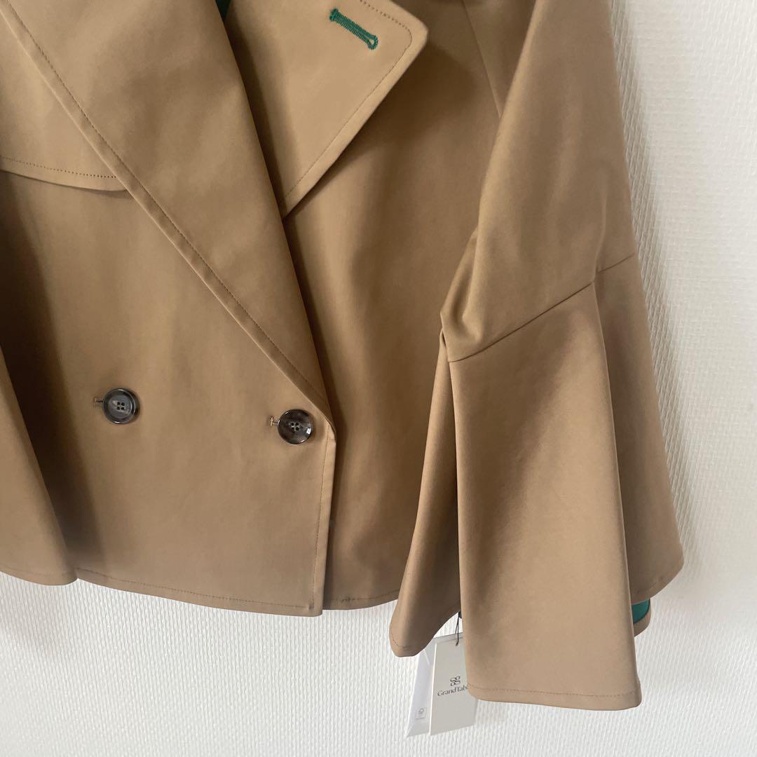 Grandtable フレアスリーブショートアウター　ショート　トレンチコート