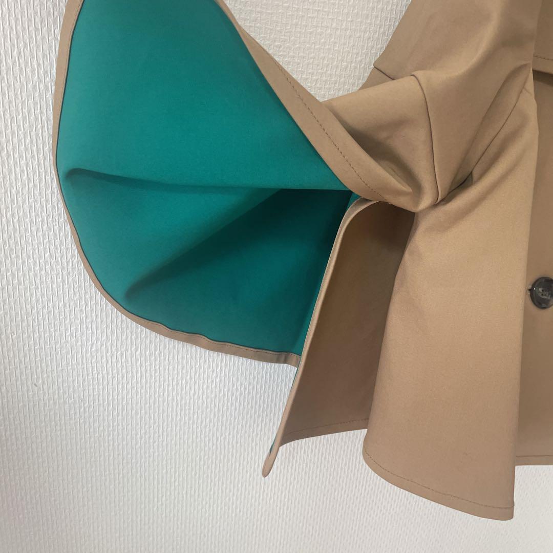 Grandtable フレアスリーブショートアウター　ショート　トレンチコート