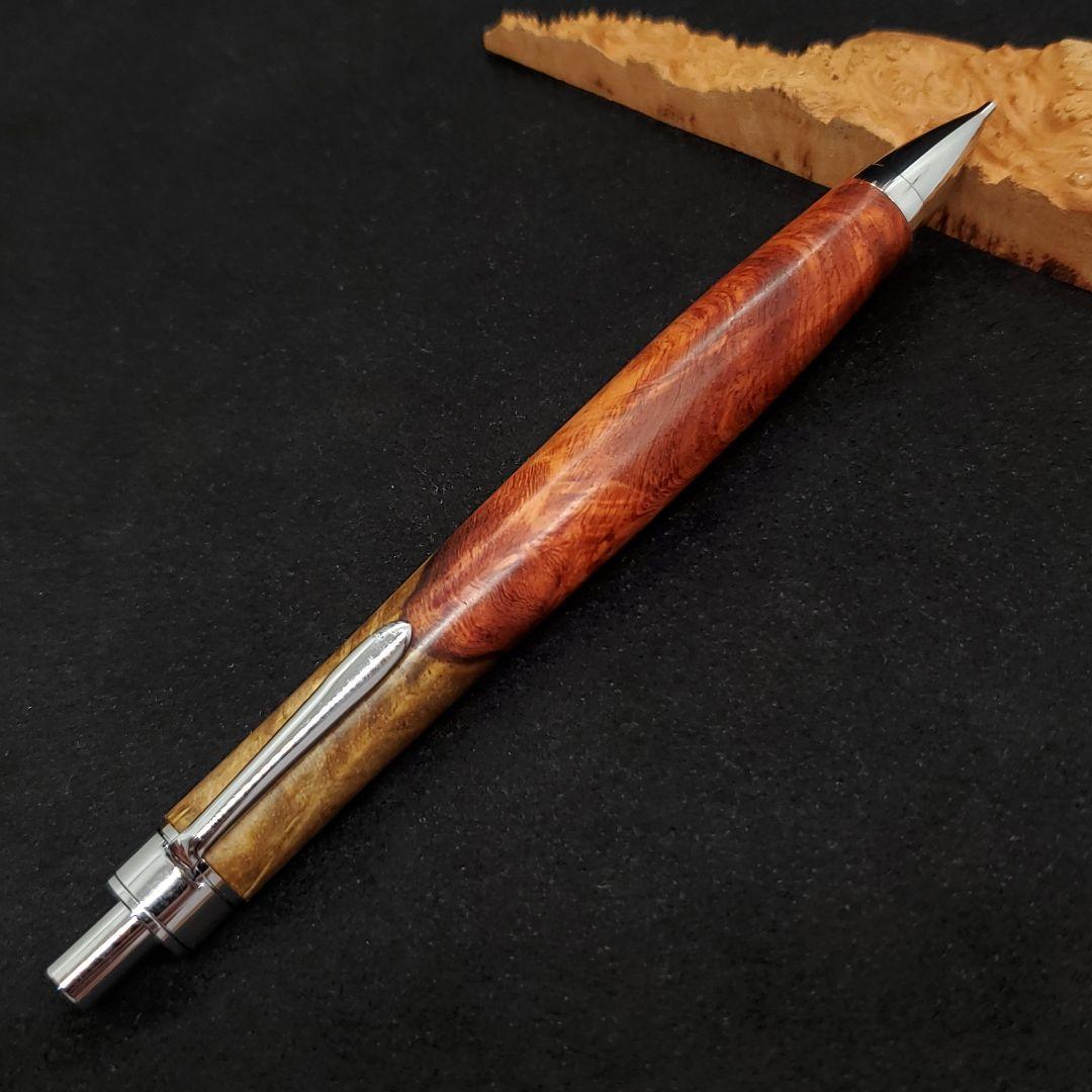 ⑮Bハンドメイド木軸シャーペン花梨瘤紅白赤濃いめ