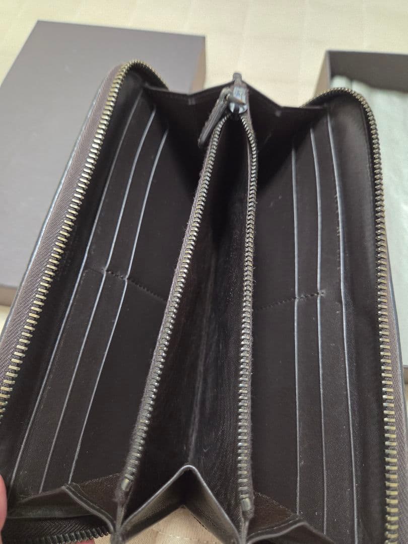 BOTTEGA VENETA 茶色 長財布