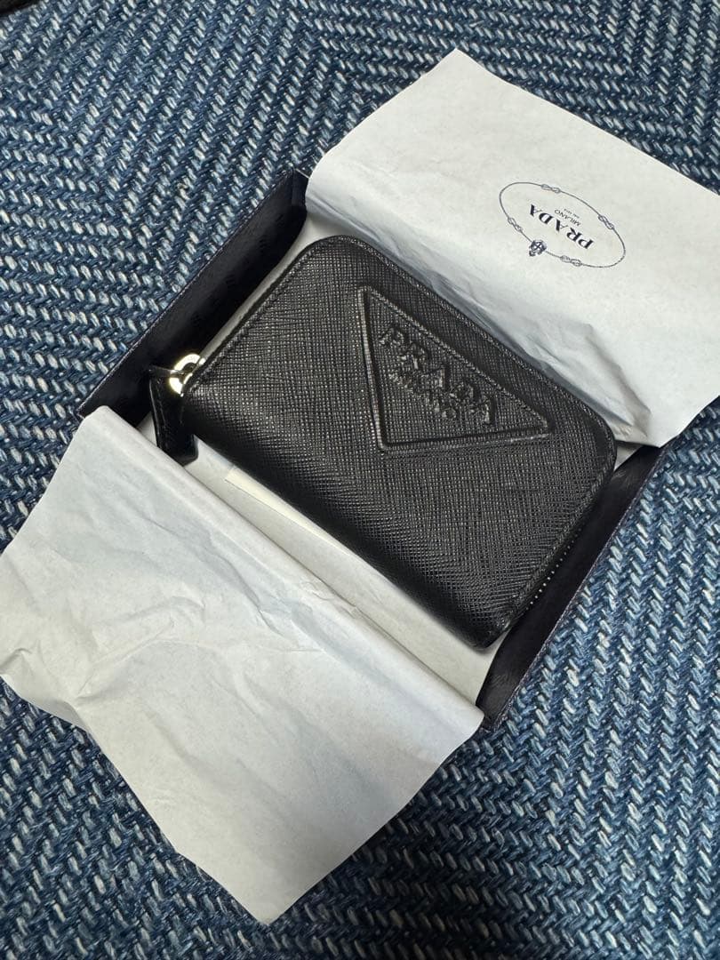 プラダ小銭入れ