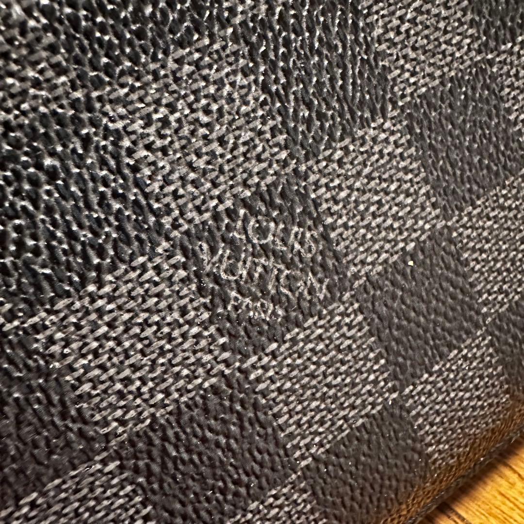 ルイヴィトン　ダミエグラフィック　名前の刻印あり