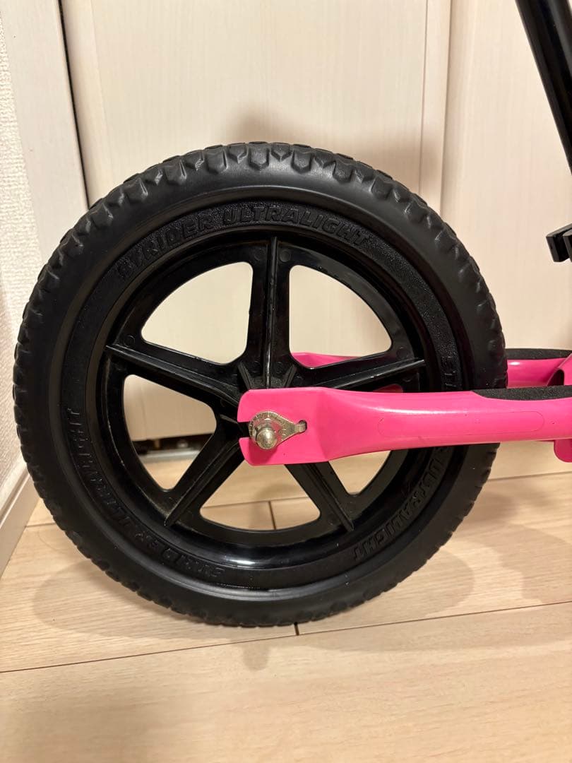 STRIDER ストライダー クラシック ピンク 美品 大人気カラー