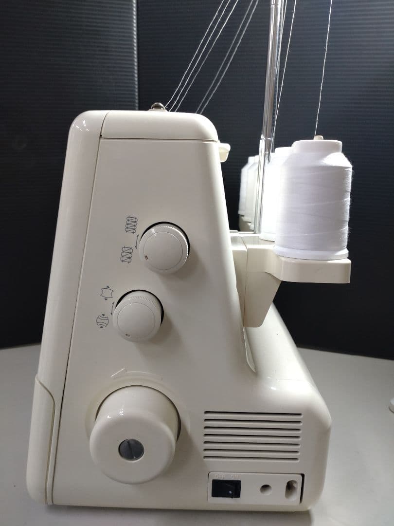 稀少！試縫い済み！　５本オーバーロック　マイロックコンピューター270A