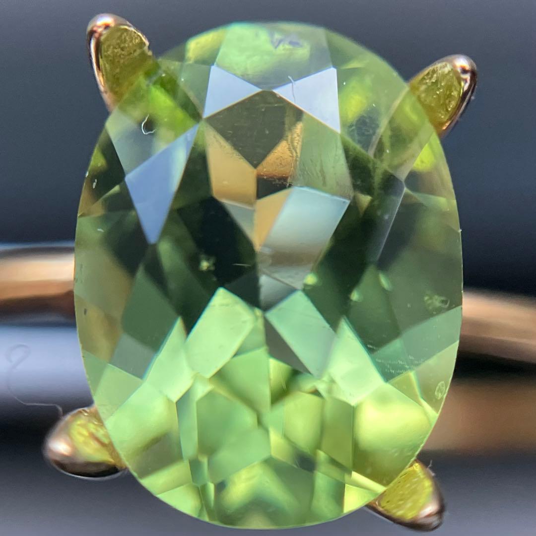 【きゅうさまご確認用】ペリドットのオーバルファセットリング1229