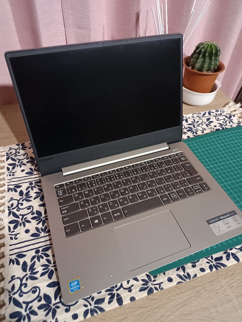 Lenovo IdeaPad 330S メモリ12GB/SSD240GB
