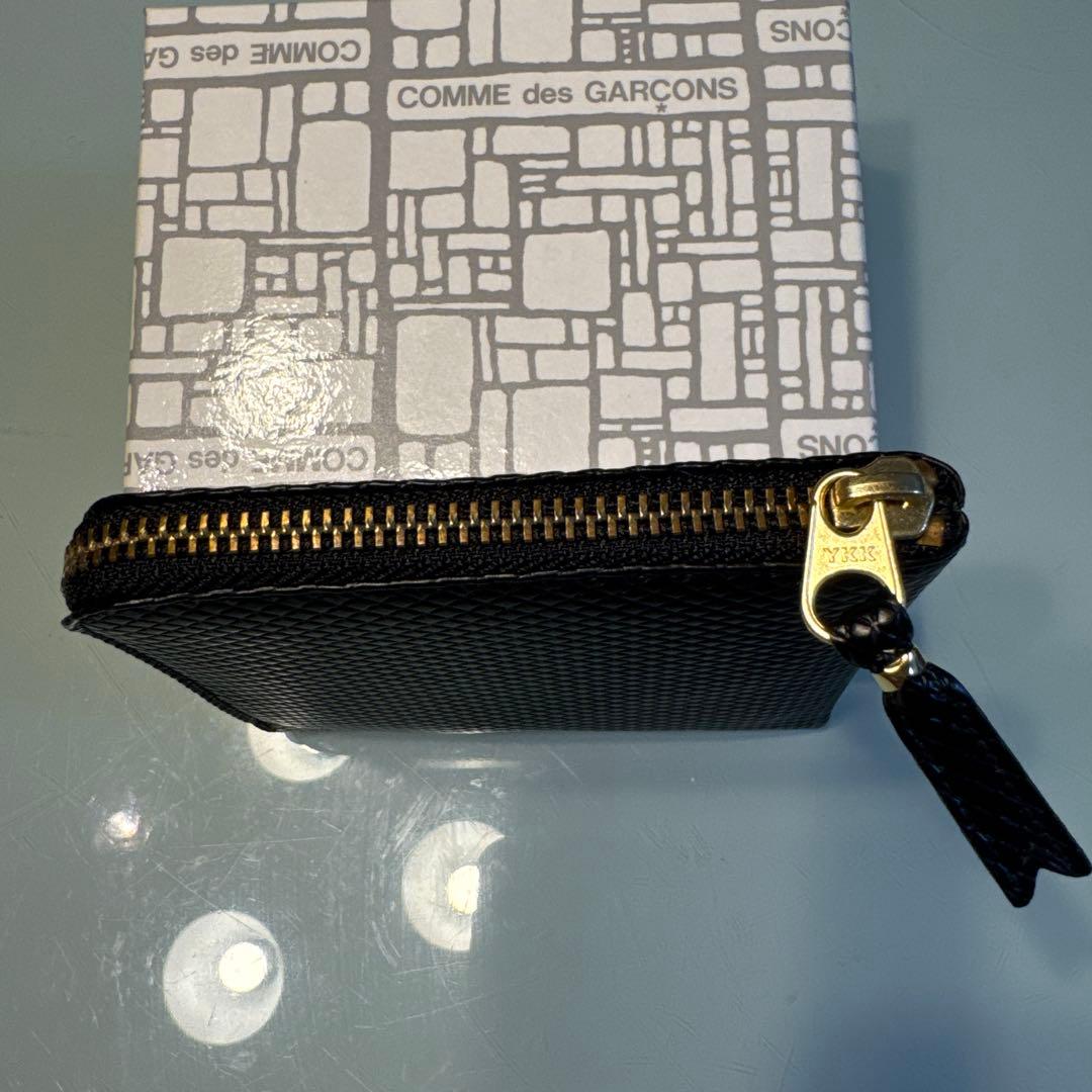 新品・未使用COMME des GARÇONS ブラックケース
