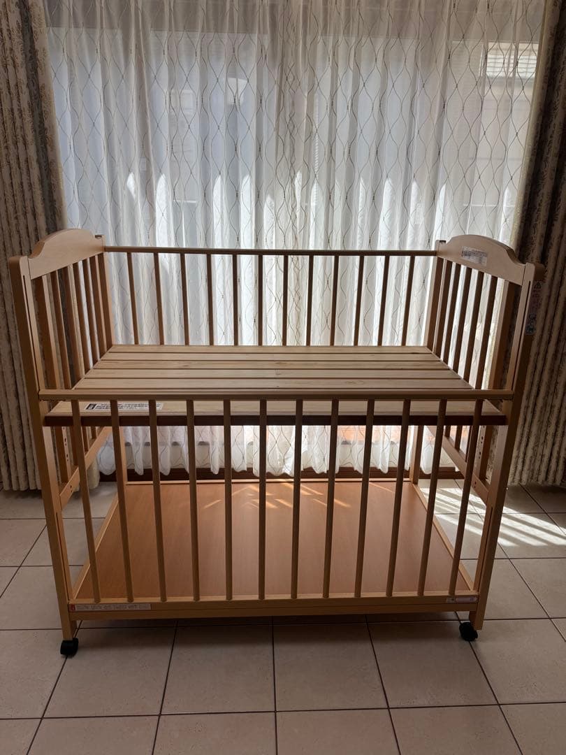 ベビーベッド Hardi(アルディ) 日本製 ハイタイプ 高さ調節5段階調節