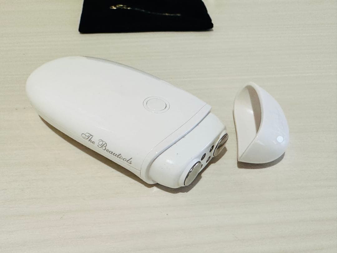 The Beautools 美容器 フェイスポンプ ホワイト ポーチ付き