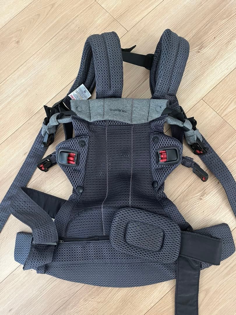 BABYBJÖRN HARMONY 抱っこ紐