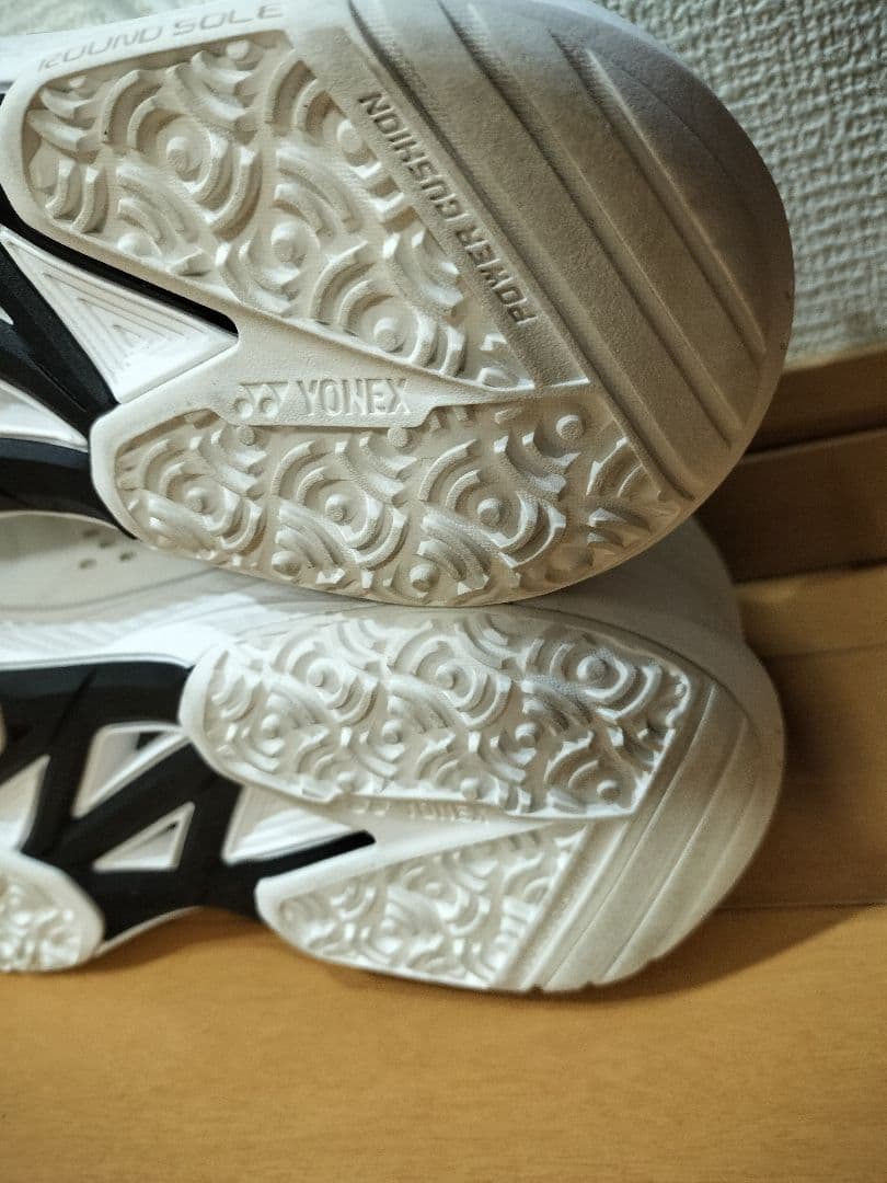 ソニケージ　ワイド　27センチ　YONEX 　テニスシューズ