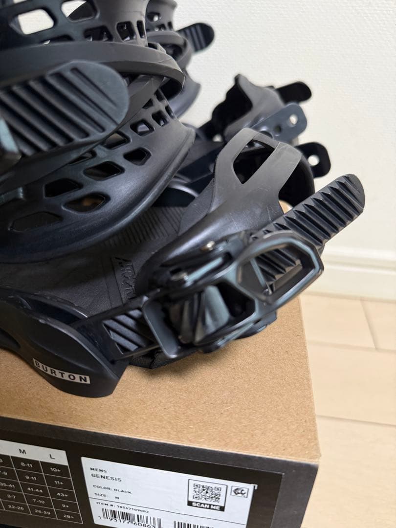 Burton GENESIS Reflex M 23-24 ブラック