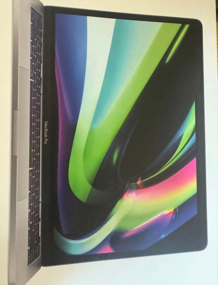 Apple MacBook Pro スペースグレー