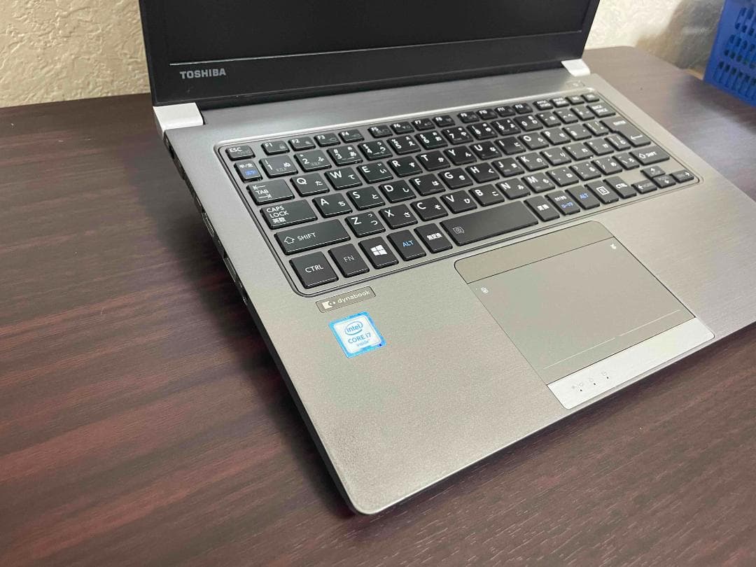 東芝 dynabook 第6世代Core i7 メモリ16GB SSD128GB