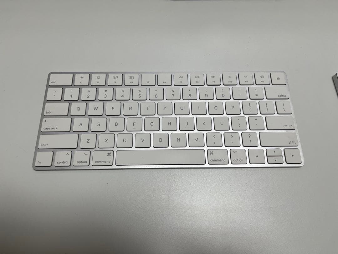 Apple iMac 27インチ 2017 キーボード・トラックパッド