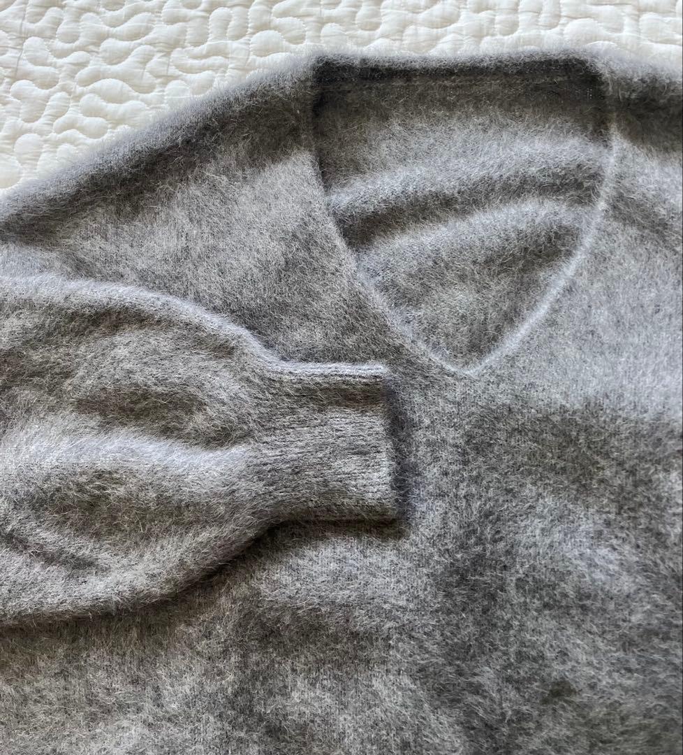美品♦︎Loungedress FUR ウール×カシミヤ Vネックニット グレー