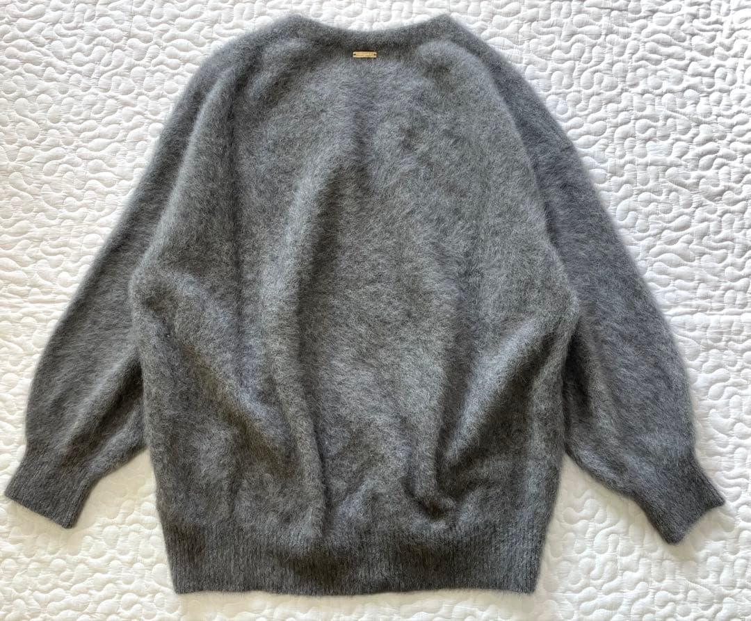 美品♦︎Loungedress FUR ウール×カシミヤ Vネックニット グレー