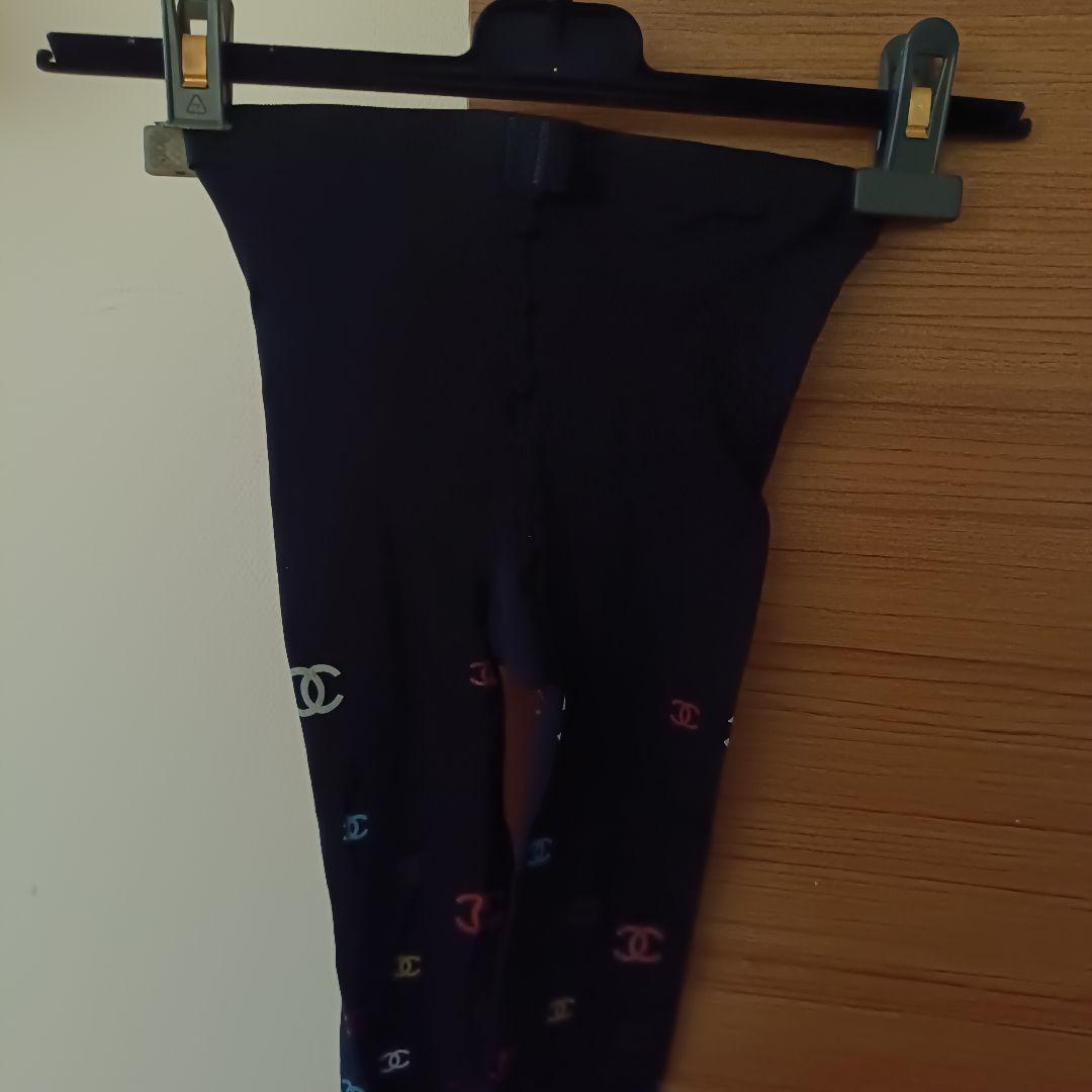 CHANELロゴプリントタイツ　サイズ　2　タグなし